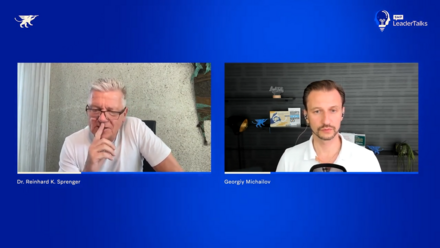 LeaderTalks Folge mit Dr. Reinhard K. Sprenger. Gesprochen wird über Kinder als Ego-Prothesen, das Schrumpfen der Eltern und Selbstfürsorge.
