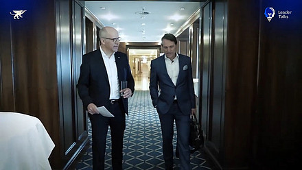 LeaderTalks Folge mit Dr. Rolf Dobelli. Das Thema: Besser entscheiden durch klares Denken.